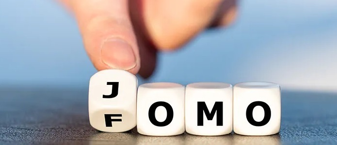چالش‌های مدیران و پرسنل در سازمان با FOMO (ترس از دست دادن)
